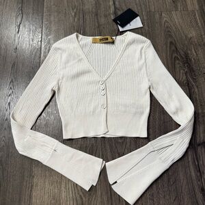 System Women ivory Ribbed Buttoned Crop Top sweater bell sleeve new size Xs